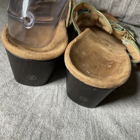 Vionic Sandals Women’s Size 8 Multi Color Snakeskin print Wedge  Strappy EUC - Picture 8 of 14